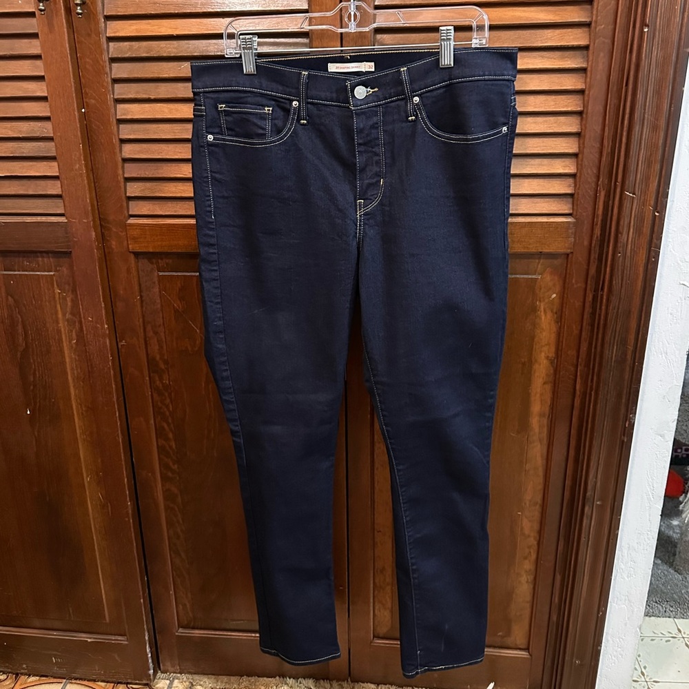 LEVI’S SKINNY JEANS